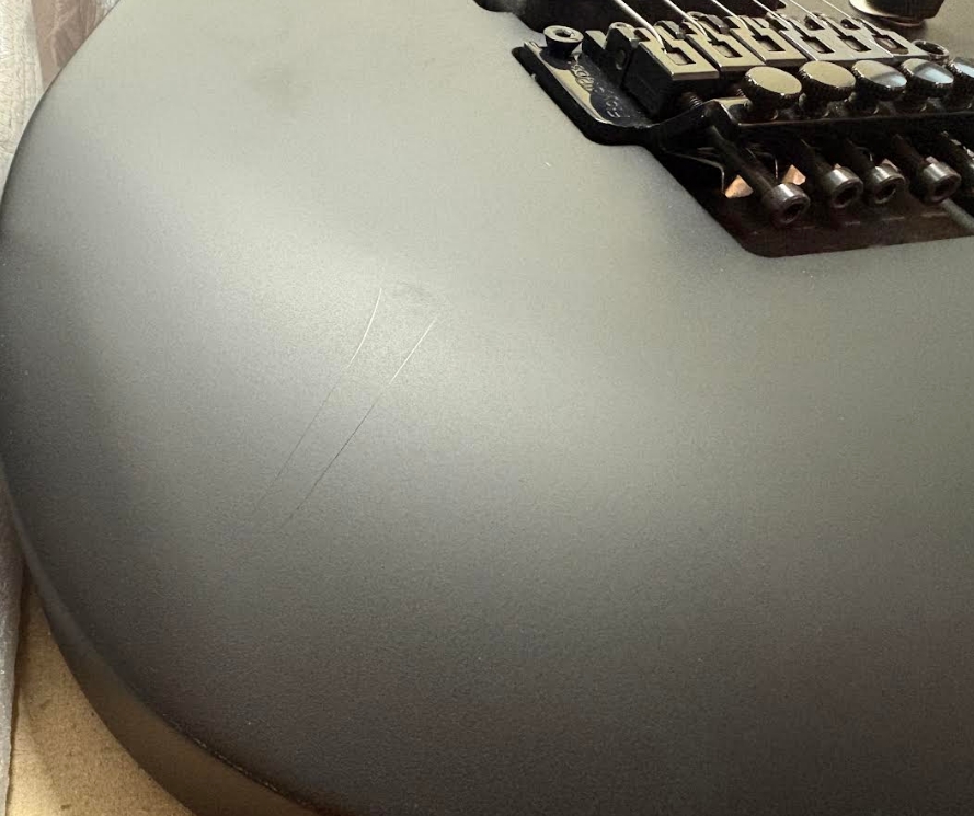 ESP LTD M-BLACK METAL BLKS B-Stock1 ESP LTD M-BLACK METAL BLKS B-Stock1