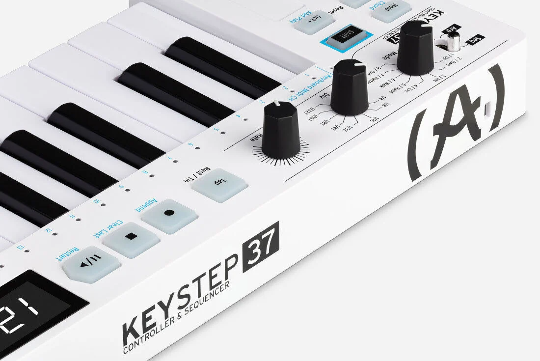 Arturia KeyStep 37 - klawiatura sterująca3 Arturia KeyStep 37 - klawiatura sterująca3