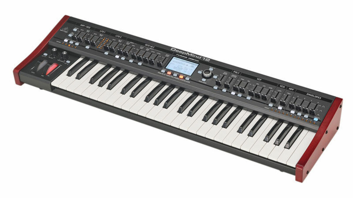 BEHRINGER DeepMind 12 BEHRINGER DeepMind 12