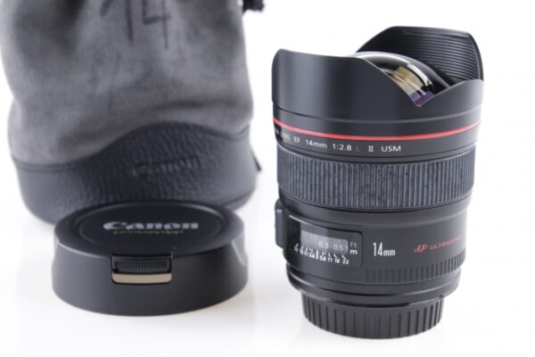 Canon 14mm f/2.8 L II USM0