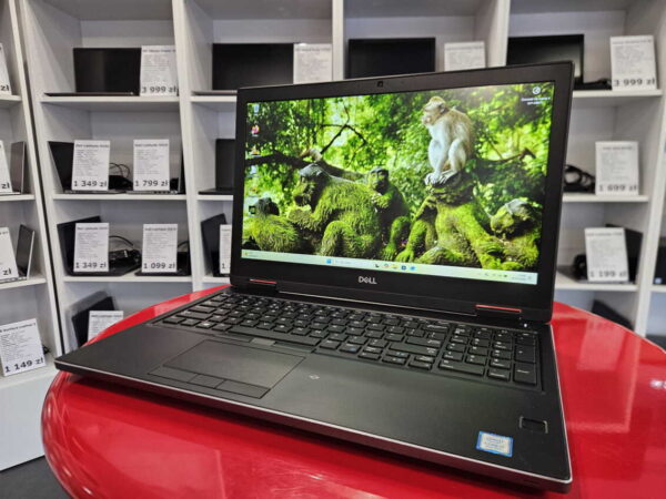 Dell Precision 7530 15,6" i7-8850H 16GB RAM 512GB NVMe Quadro P1000 WIN 11 Pro0
