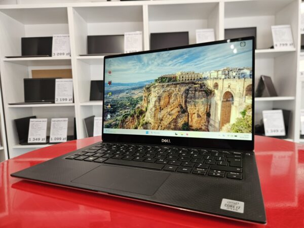 Dotykowy Dell XPS 13 7390 13" i7-10510U 16GB RAM 512GB SSD IPS 4K Win 11 Pro0