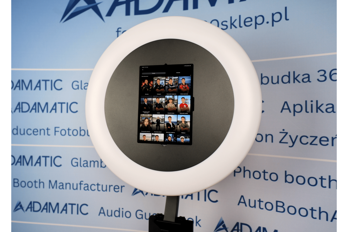 Fotobudka AI – Stacja do Selfie – Zestaw z iPadem3 Fotobudka AI – Stacja do Selfie – Zestaw z iPadem3