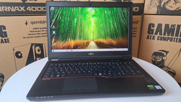 Fujitsu Celsius H7510 15" xeon w-10855m 16GB RAM 512GB SSD Nvidia Quadro T2000 WIN 11 Pro0