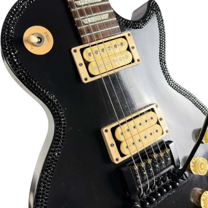 Gibson Les Paul Studio 2002 - Ebony1 Gibson Les Paul Studio 2002 - Ebony1