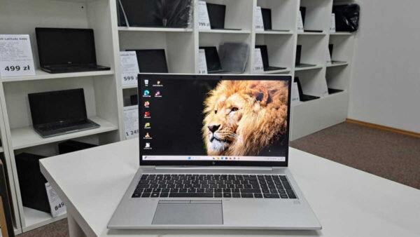 HP EliteBook 855 G8 15,6" AMD Ryzen 5 PRO 5650U 16GB RAM 256GB SSD IPS Full HD WIN 11 Pro0