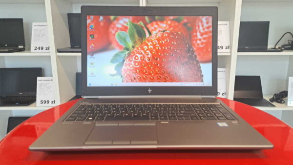 HP ZBook 15 G6 15" Xeon E2286M 32GB RAM 1TB SSD Quadro RTX 3000 IPS Full HD WIN 11 Pro0