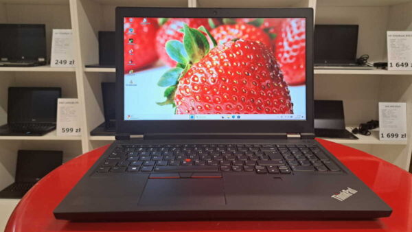 Lenovo ThinkPad P15 G1 15,6" i7-10850H 32GB RAM 512GB SSD nVidia Quadro RTX 3000 IPS Full HD WIN 11 Pro0