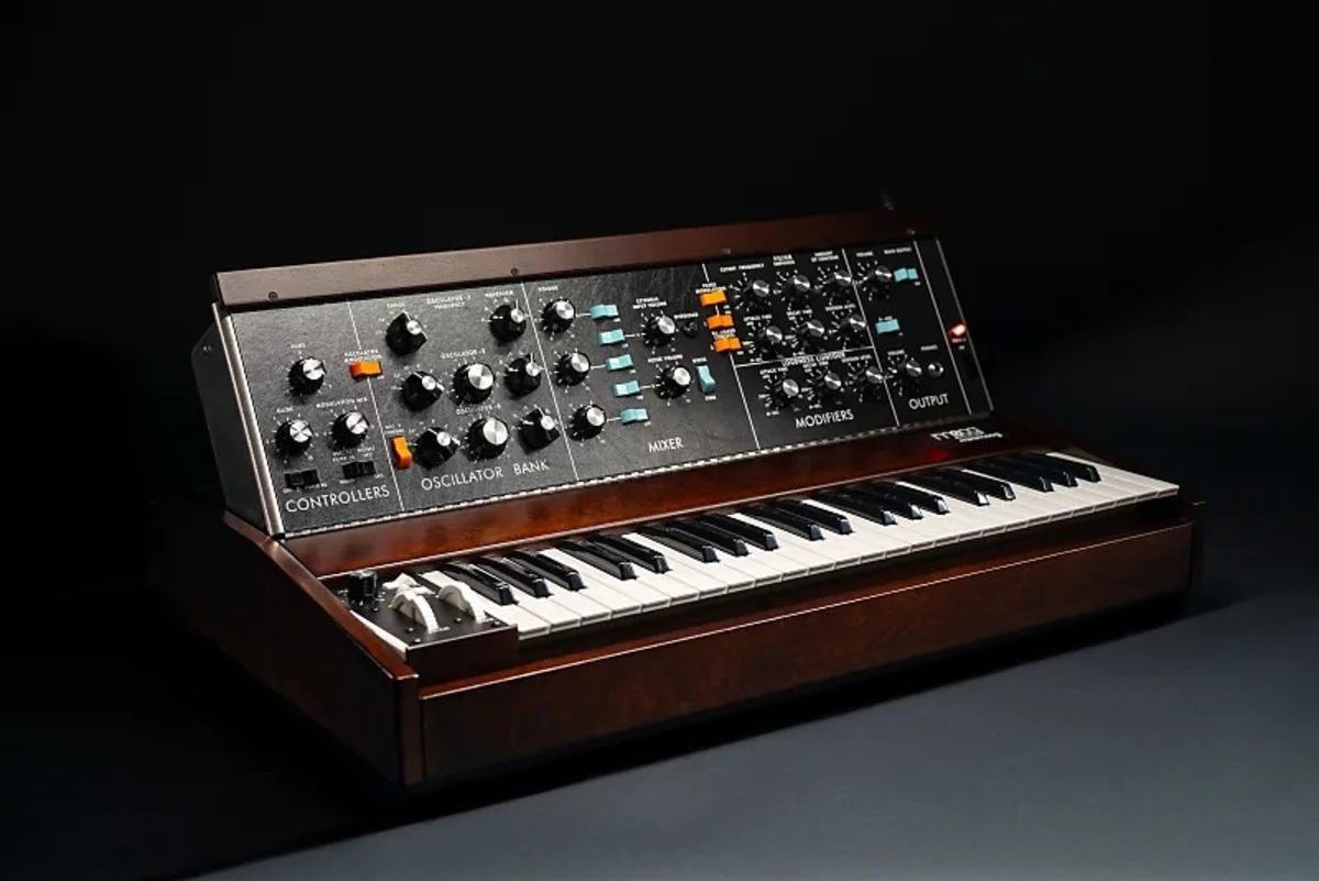 Moog Minimoog Model D 2022 Edition3 Moog Minimoog Model D 2022 Edition3