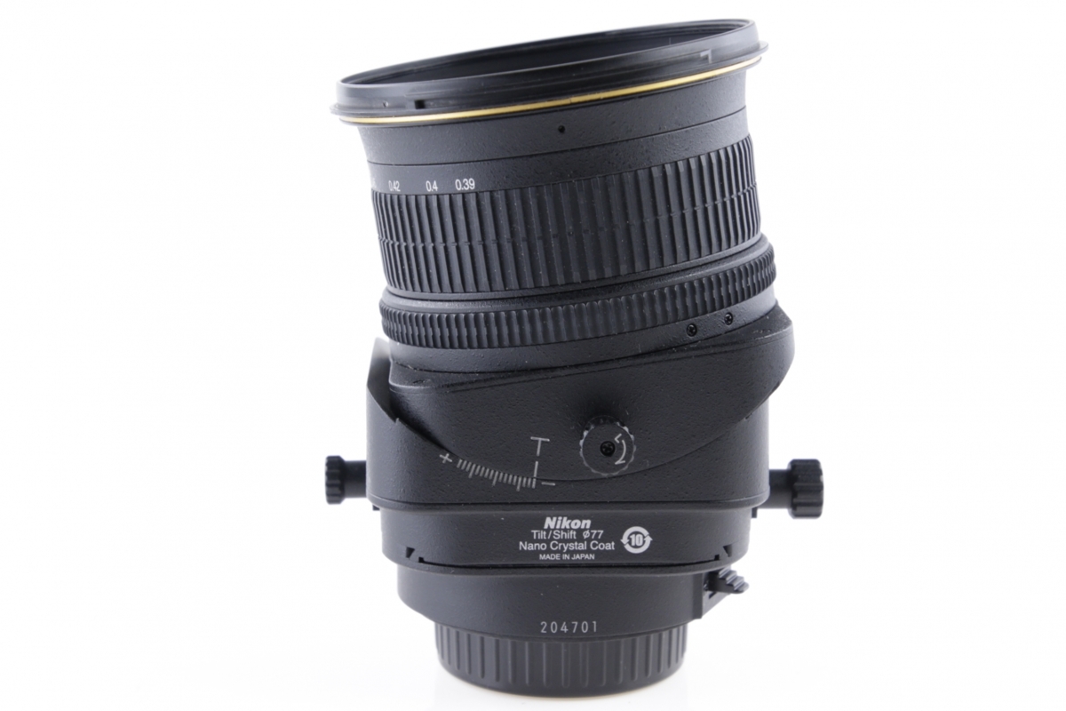 Nikkor 85mm f/2.8 PC-E Micro D Nano Tilt/Shift5 Nikkor 85mm f/2.8 PC-E Micro D Nano Tilt/Shift5