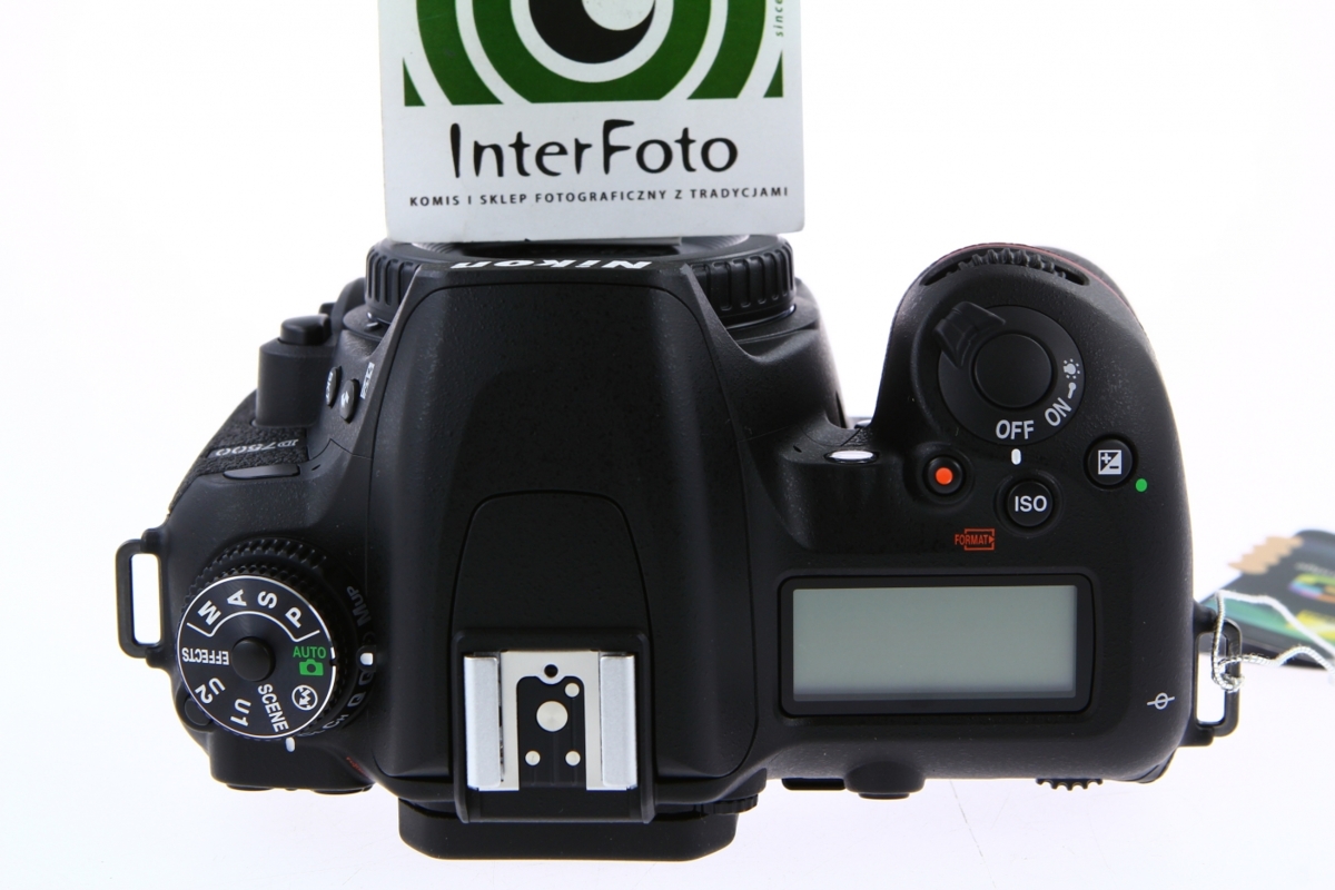 Nikon D75004 Nikon D75004