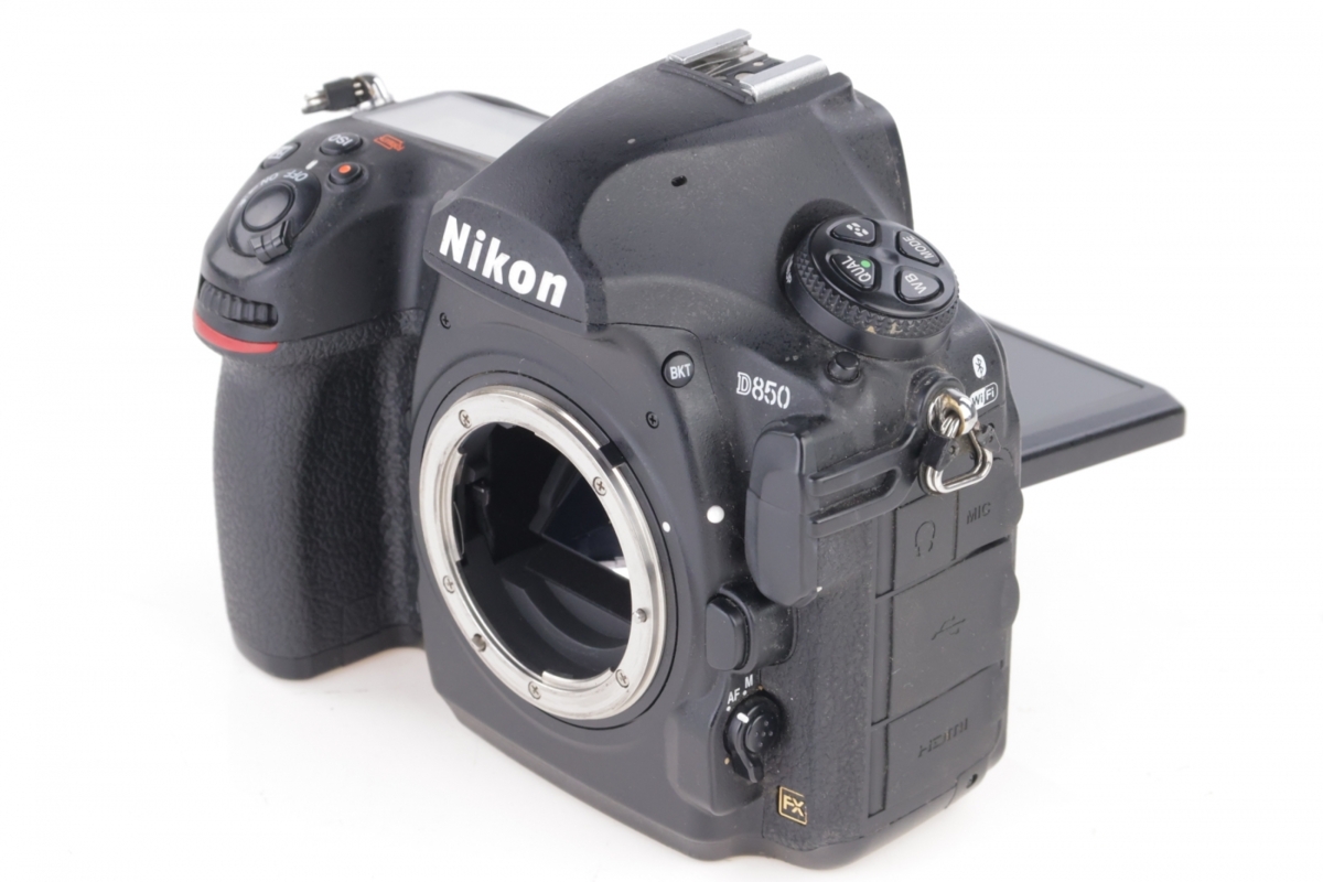 Nikon D8508 Nikon D8508