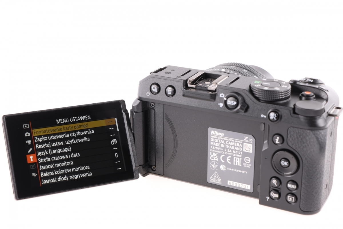 Nikon Z30 + Nikkor 16-50mm DX VR9 Nikon Z30 + Nikkor 16-50mm DX VR9
