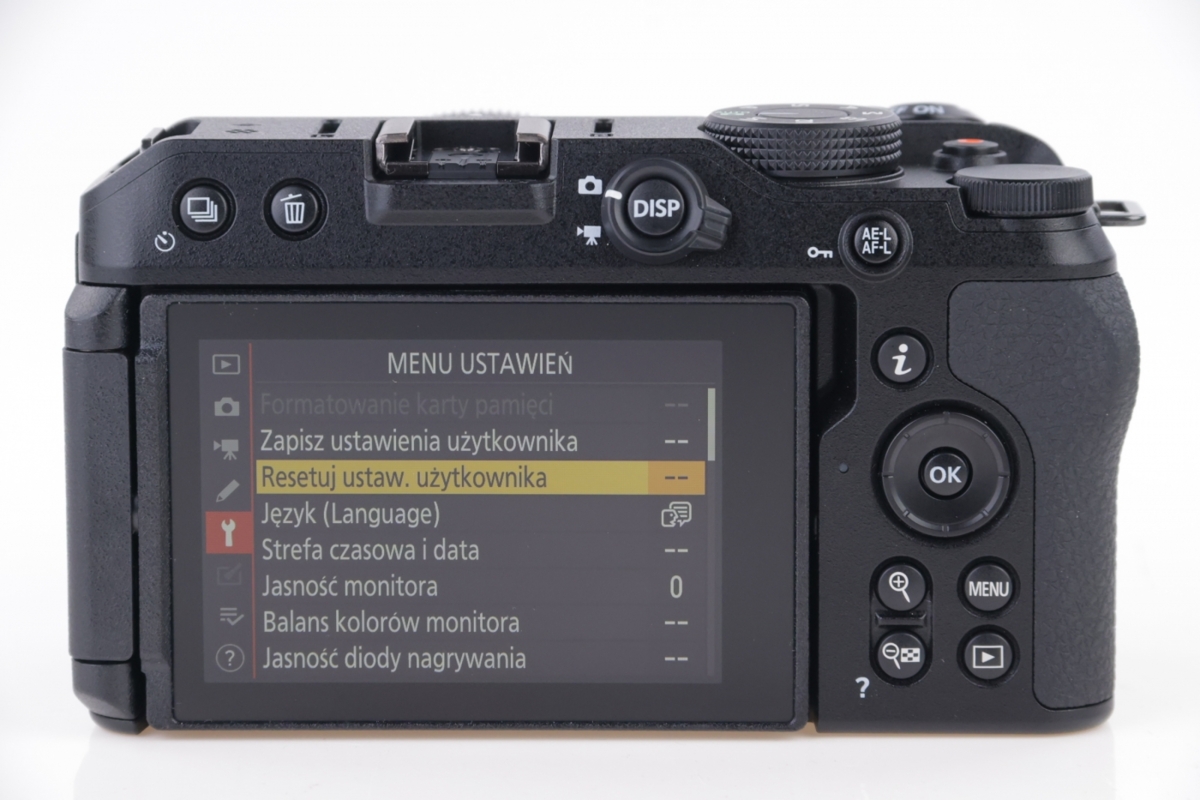 Nikon Z30 + Nikkor 16-50mm DX VR4 Nikon Z30 + Nikkor 16-50mm DX VR4