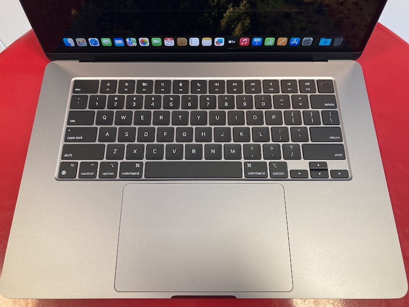 Nowy Apple MacBook Air A2941 M2 15" Apple M2 8GB RAM 500SSD Mac OS Sonoma 141 Nowy Apple MacBook Air A2941 M2 15" Apple M2 8GB RAM 500SSD Mac OS Sonoma 141