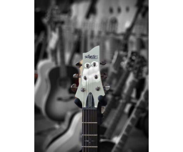 SCHECTER Demon 6 - Vintage White0