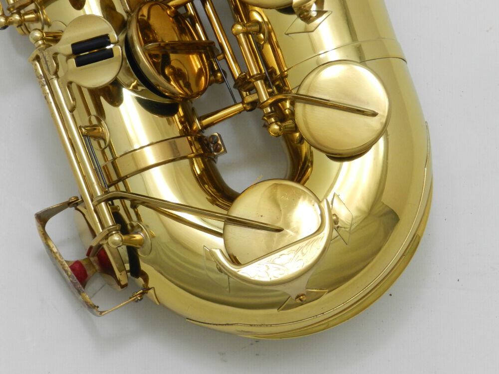 Saksofon tenorowy Amati. Po remoncie kapitalnym (DR24-129)9 Saksofon tenorowy Amati. Po remoncie kapitalnym (DR24-129)9