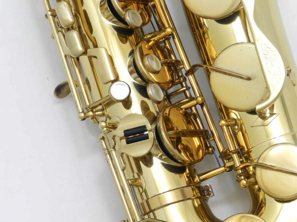 Saksofon tenorowy Amati. Po remoncie kapitalnym (DR24-129)8 Saksofon tenorowy Amati. Po remoncie kapitalnym (DR24-129)8