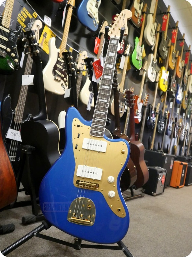 Squier 40th Anniversary Jazzmaster LRL GHW GPG LPB | Gitara elektryczna3 Squier 40th Anniversary Jazzmaster LRL GHW GPG LPB | Gitara elektryczna3
