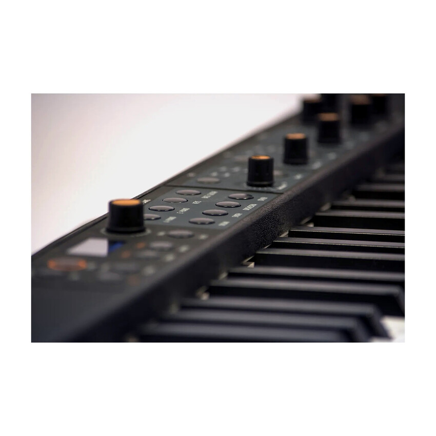 Studiologic Numa Compact 2 - pianino cyfrowe / kontroler MIDI1 Studiologic Numa Compact 2 - pianino cyfrowe / kontroler MIDI1
