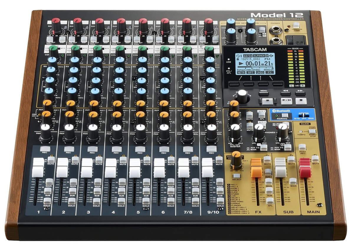 Tascam Model 12 - mikser, rejestrator, kontroler2 Tascam Model 12 - mikser, rejestrator, kontroler2
