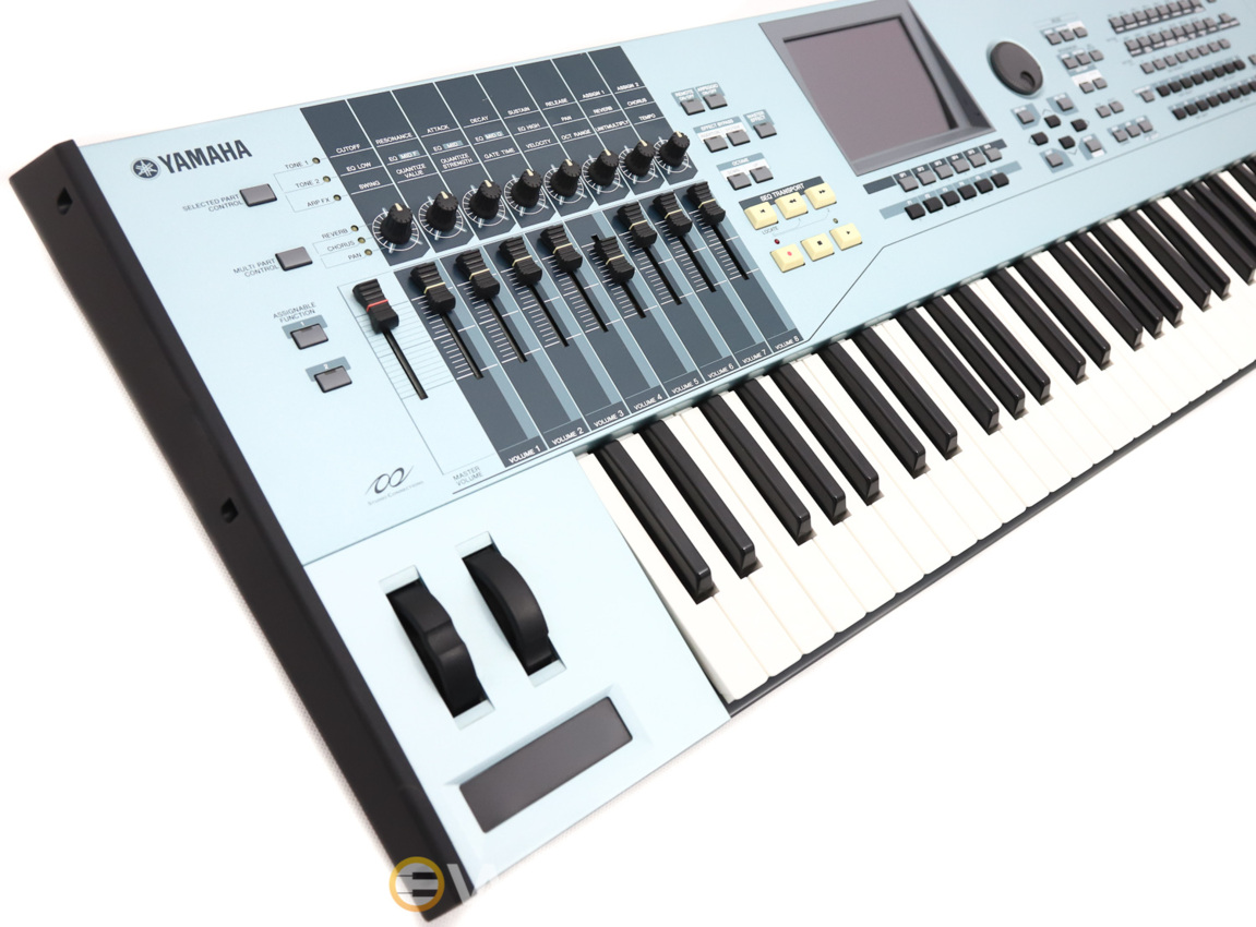 YAMAHA MOTIF XS6 YAMAHA MOTIF XS6