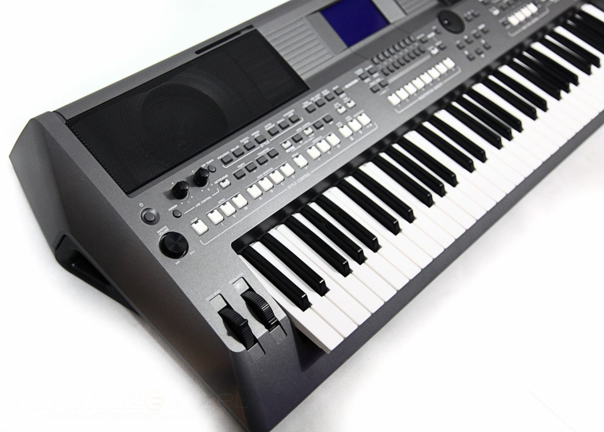YAMAHA PSR-S670 YAMAHA PSR-S670
