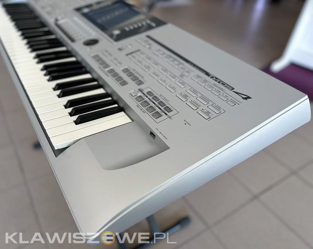 YAMAHA Tyros 49 YAMAHA Tyros 49