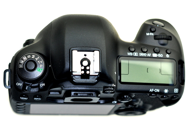 Canon EOS 5D Mark IV5 Canon EOS 5D Mark IV5