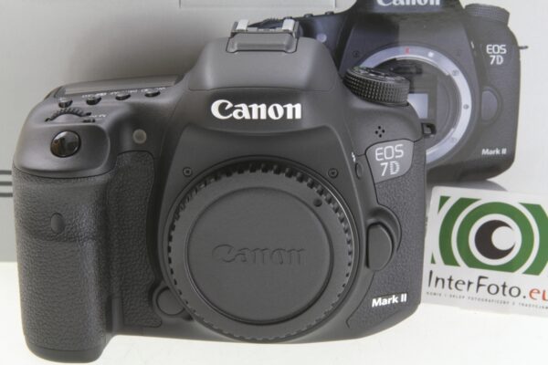Canon EOS 7D Mark II