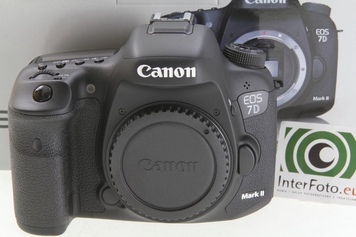 Canon EOS 7D Mark II Canon EOS 7D Mark II