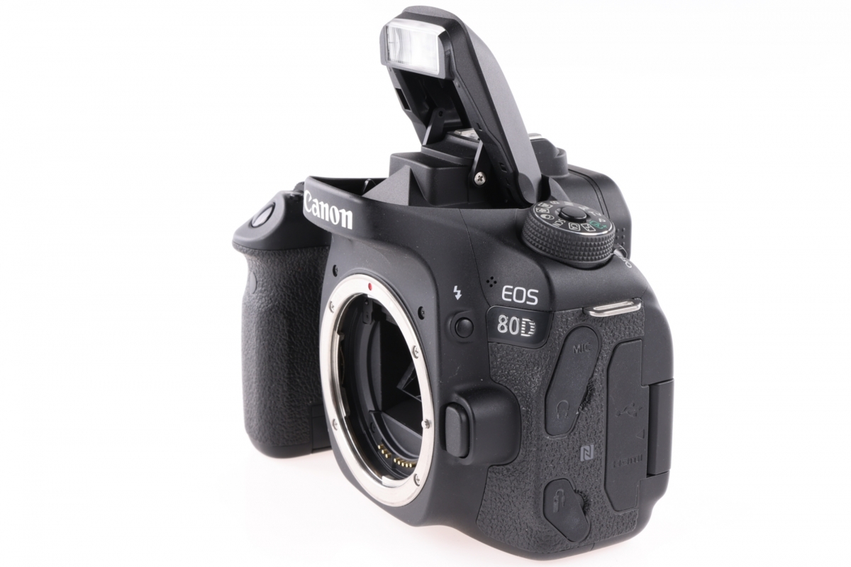 Canon EOS 80D7 Canon EOS 80D7