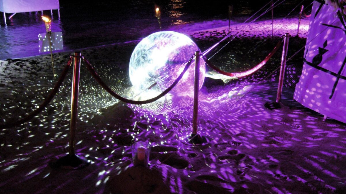 EUROLITE Mirror Ball 150cm - kula lustrzana1 EUROLITE Mirror Ball 150cm - kula lustrzana1