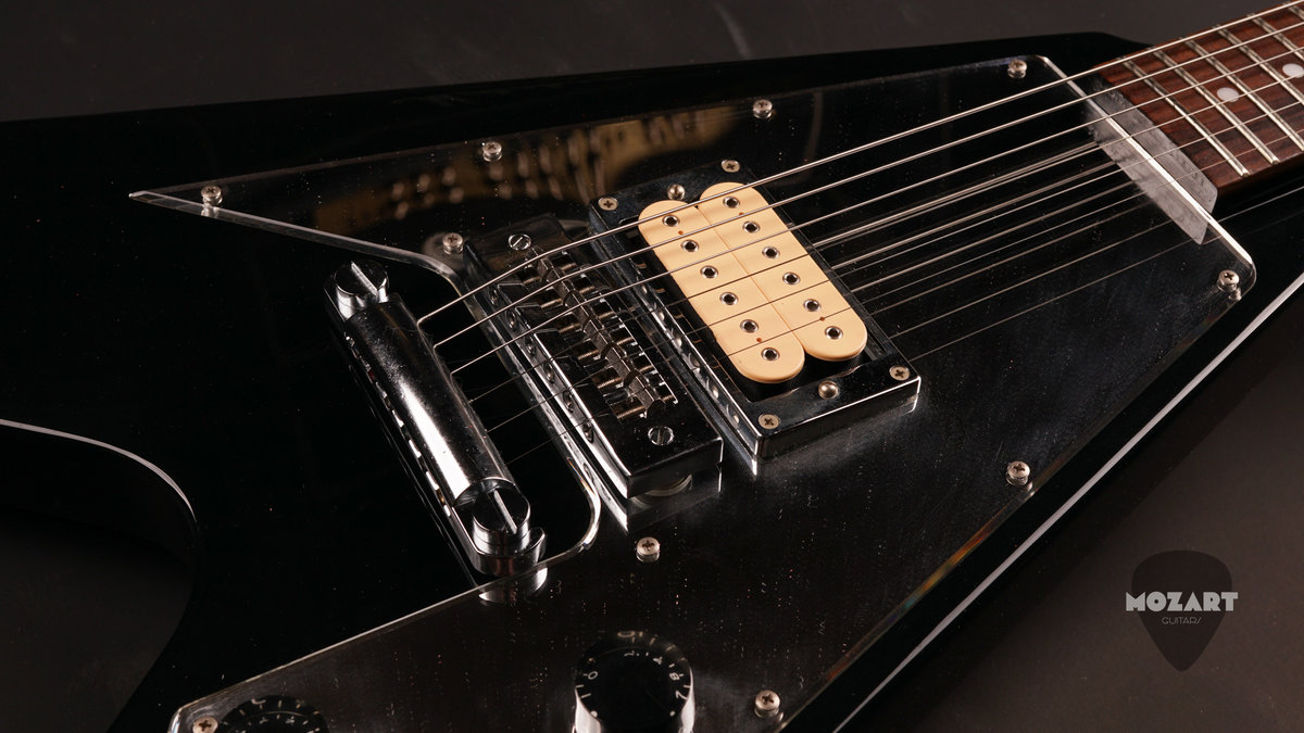 Edwards E-FV-120D Black 2013 MIJ – Mirror Pickguard – DiMarzio DP104 FCR1 Edwards E-FV-120D Black 2013 MIJ – Mirror Pickguard – DiMarzio DP104 FCR1