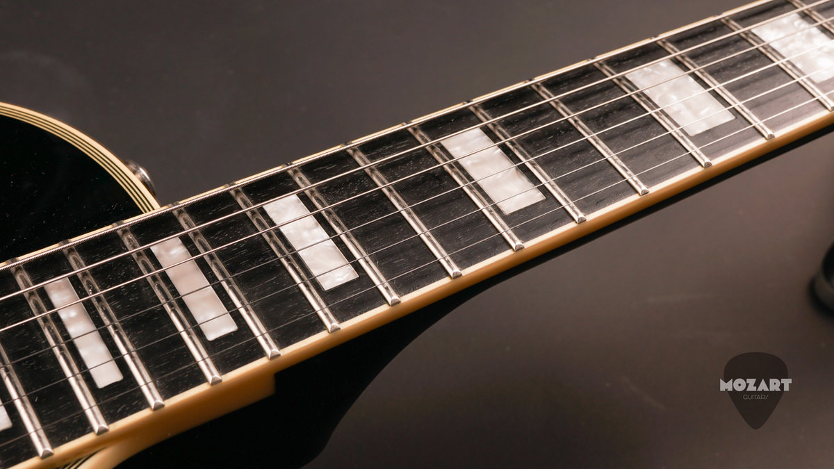 Epiphone Limited Edition ‘78 Les Paul Custom John Sykes – Japan Exclusive1 Epiphone Limited Edition ‘78 Les Paul Custom John Sykes – Japan Exclusive1
