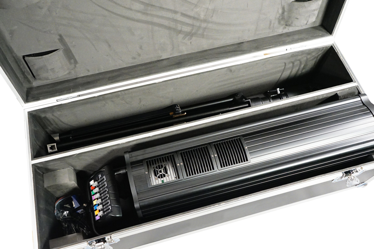 FOS Case Led Follow Spot 600 - skrzynia transportowa1 FOS Case Led Follow Spot 600 - skrzynia transportowa1