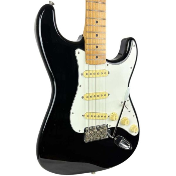 Fender Japan ST-43 Stratocaster 1993-1994 - Black0