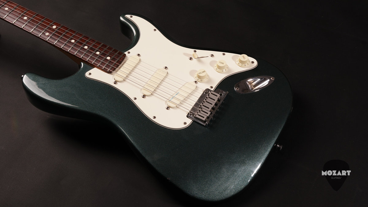 Fender Strat Plus Deluxe 1988 Gun Metal Blue6 Fender Strat Plus Deluxe 1988 Gun Metal Blue6