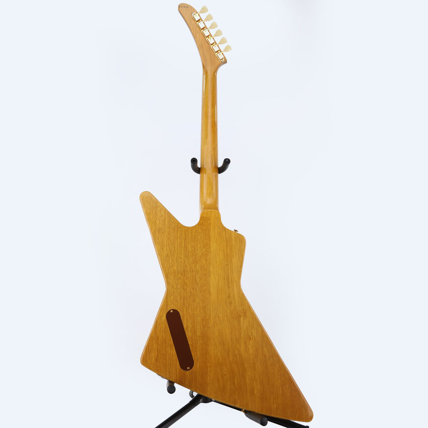 Gibson 1958 Korina Explorer White Pickguard Natural gitara elektryczna2 Gibson 1958 Korina Explorer White Pickguard Natural gitara elektryczna2