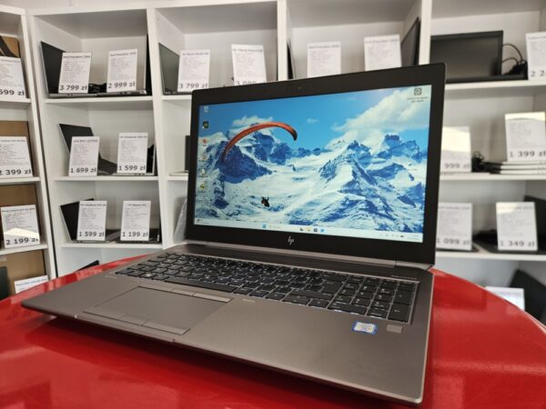 HP ZBook 15 G6 15,6" i9-9880H 64GB RAM 512GB SSD Nvidia Quadro T1000 4GB FHD IPS LTE Win 11 Pro0