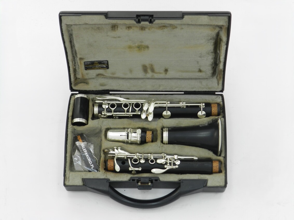 Klarnet Buffet Crampon E10 Po remoncie kapitalnym DR24-114 Klarnet Buffet Crampon E10 Po remoncie kapitalnym DR24-114