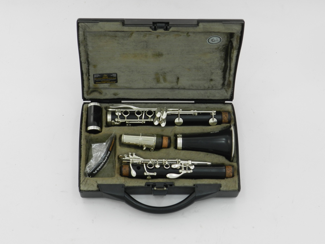 Klarnet Buffet Crampon E10 Po remoncie kapitalnym DR24-115 Klarnet Buffet Crampon E10 Po remoncie kapitalnym DR24-115