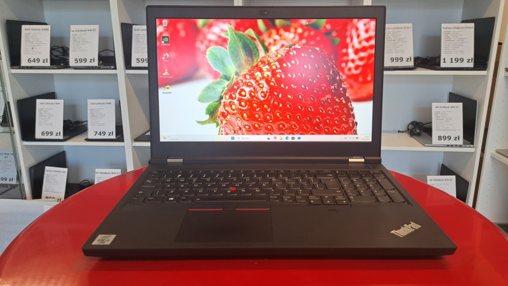 Lenovo ThinkPad P15 G1 15,6" i9-10885H 64GB RAM 1TB SSD nVidia Quadro RTX 3000 6GB IPS WIN 11 Pro1 Lenovo ThinkPad P15 G1 15,6" i9-10885H 64GB RAM 1TB SSD nVidia Quadro RTX 3000 6GB IPS WIN 11 Pro1