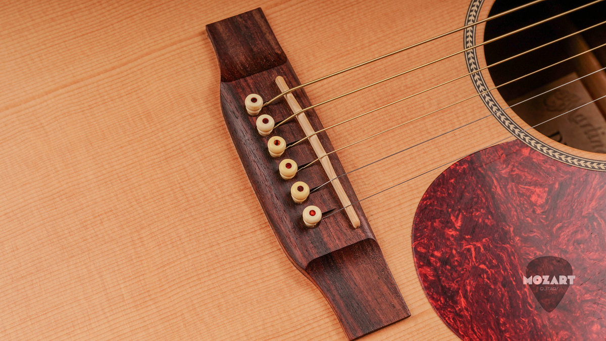 Martin DM Dreadnought Mahogany USA Nazareth + Case4 Martin DM Dreadnought Mahogany USA Nazareth + Case4