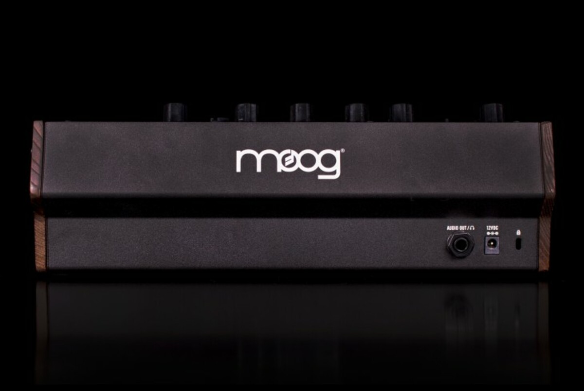 Moog Mother-32 1 Moog Mother-32 1