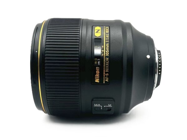 NIKKOR AF-S 105/1.4 E ED |Dekle|