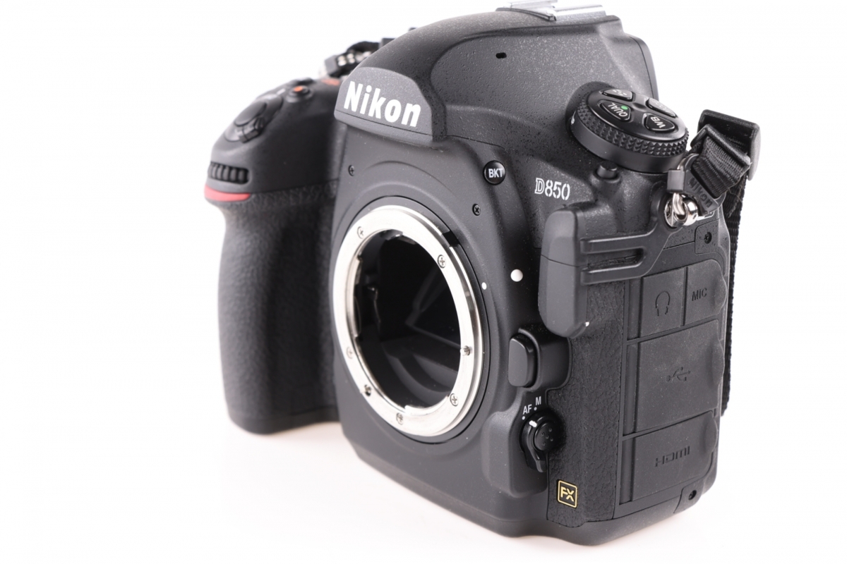 Nikon D8506 Nikon D8506