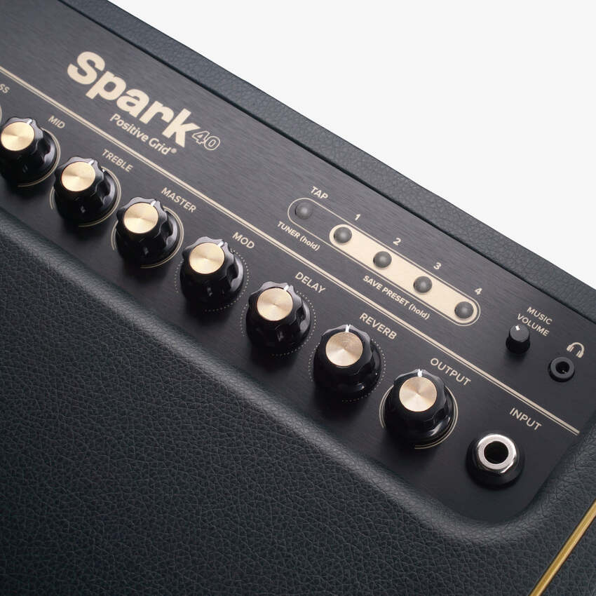Positive Grid Spark + Pokrowiec4 Positive Grid Spark + Pokrowiec4