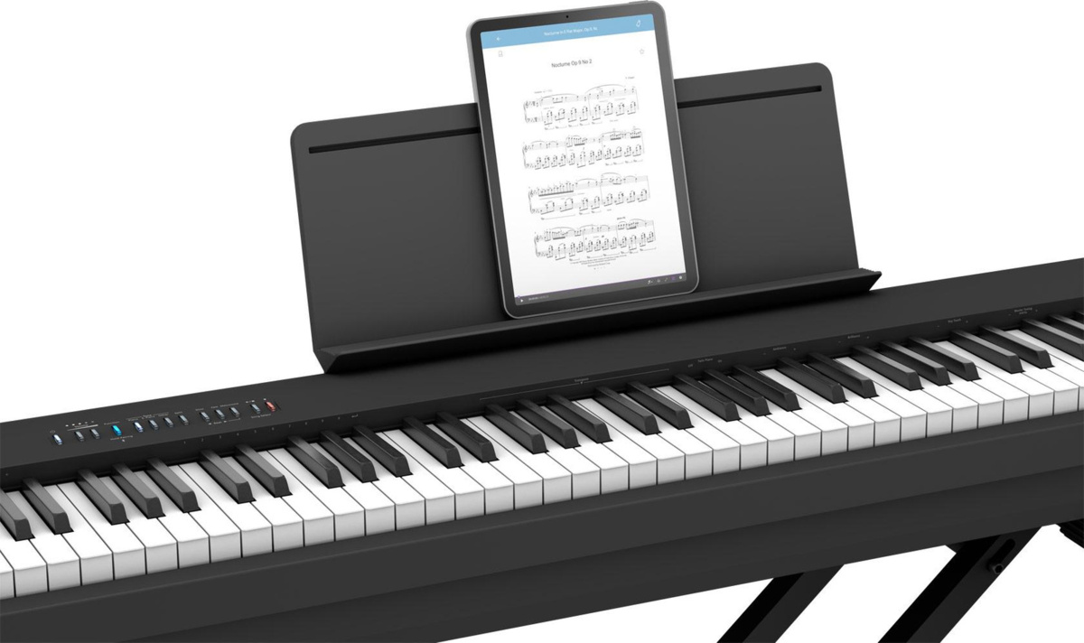 Roland FP-30X BK - Przenośne pianino cyfrowe Zestaw3 Roland FP-30X BK - Przenośne pianino cyfrowe Zestaw3