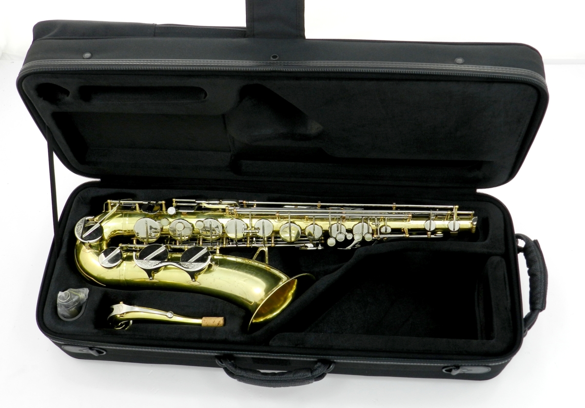 Saksofon tenorowy Amati Classic (DR25-043) Saksofon tenorowy Amati Classic (DR25-043)